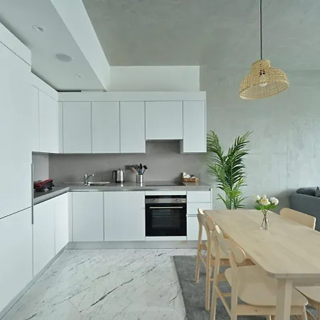 Gorgeous Modern 1bd Terracepoolviews! #183 דירה *