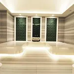 Apartment Gorgeous Modern 1bd Terracepoolviews! #183 *