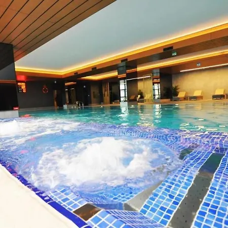 Apartment Gorgeous Modern 1bd Terracepoolviews! #183 Istanbul